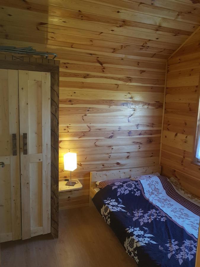 Domki Letniskowe Poranek Jezierzany Buitenkant foto
