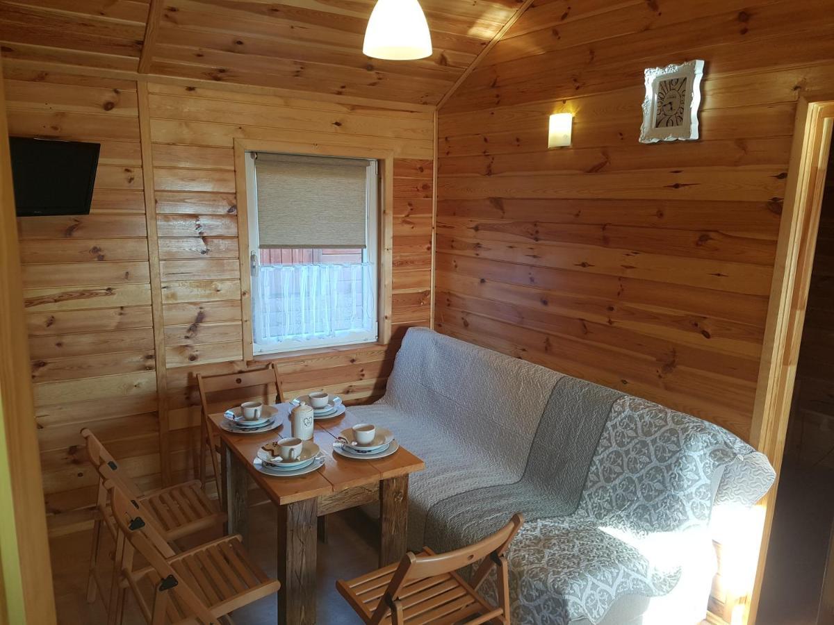 Domki Letniskowe Poranek Jezierzany Buitenkant foto